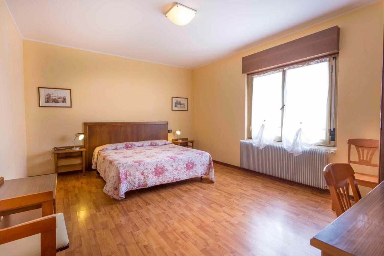 Agriturismo Tenuta Regina - Glamping Luxury Lodges And Apartments パラッツォーロ・デッロ・ステッラ エクステリア 写真