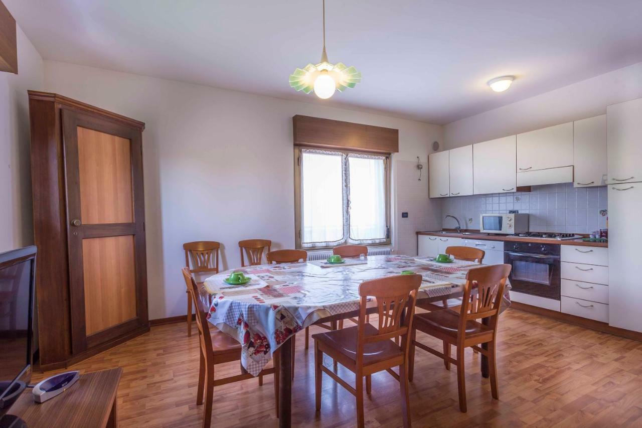 Agriturismo Tenuta Regina - Glamping Luxury Lodges And Apartments パラッツォーロ・デッロ・ステッラ エクステリア 写真