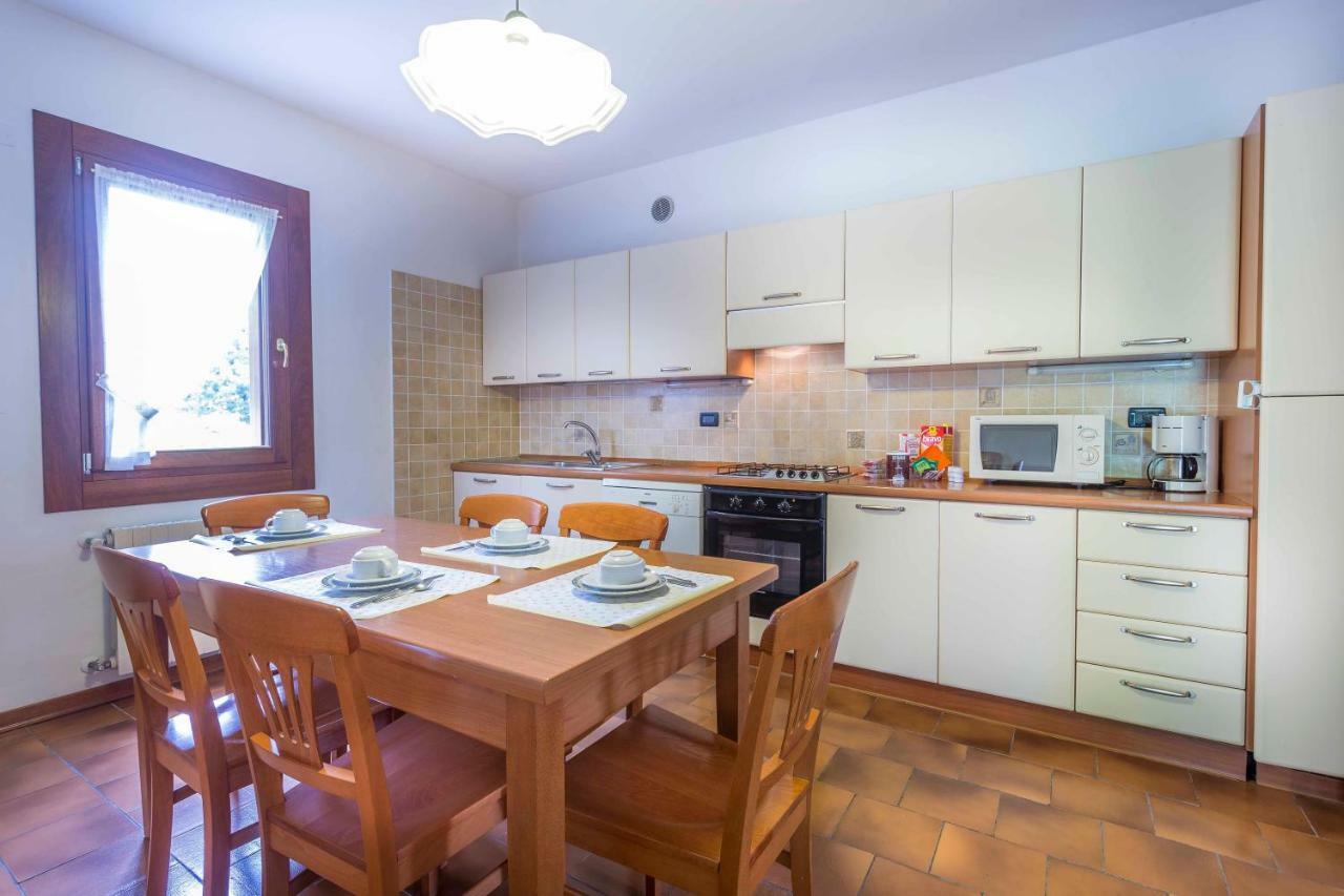 Agriturismo Tenuta Regina - Glamping Luxury Lodges And Apartments パラッツォーロ・デッロ・ステッラ エクステリア 写真