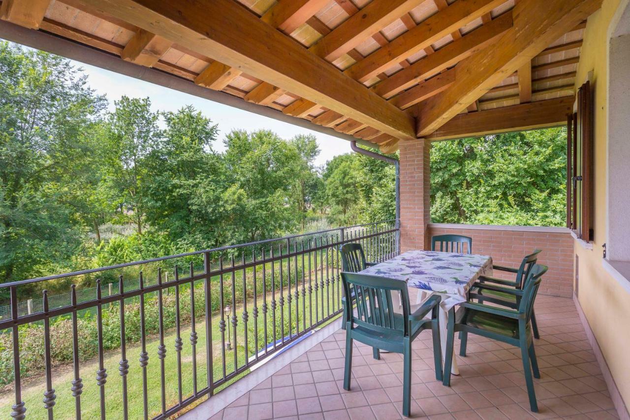 Agriturismo Tenuta Regina - Glamping Luxury Lodges And Apartments パラッツォーロ・デッロ・ステッラ エクステリア 写真