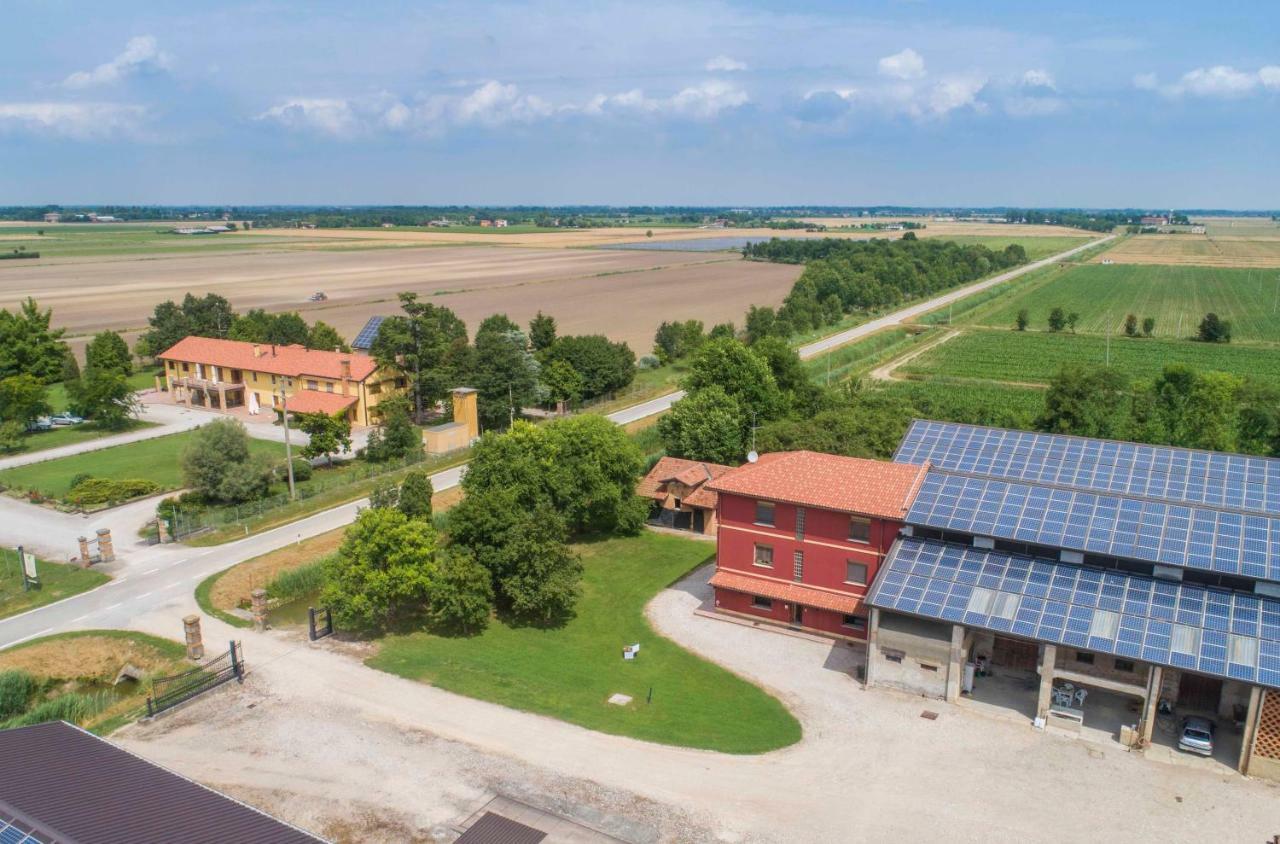 Agriturismo Tenuta Regina - Glamping Luxury Lodges And Apartments パラッツォーロ・デッロ・ステッラ エクステリア 写真