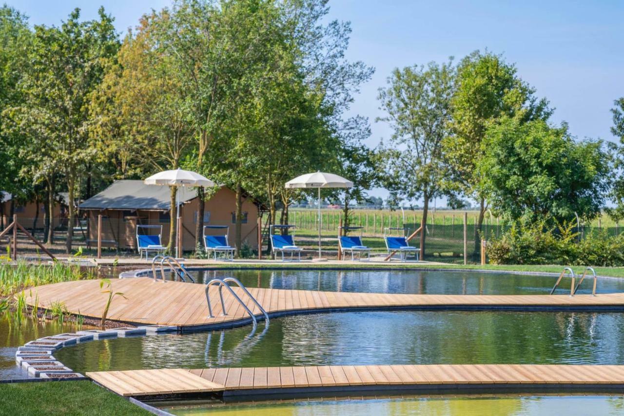 Agriturismo Tenuta Regina - Glamping Luxury Lodges And Apartments パラッツォーロ・デッロ・ステッラ エクステリア 写真
