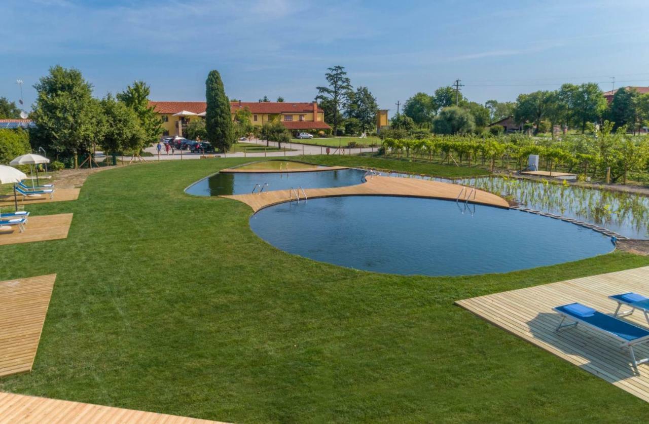 Agriturismo Tenuta Regina - Glamping Luxury Lodges And Apartments パラッツォーロ・デッロ・ステッラ エクステリア 写真